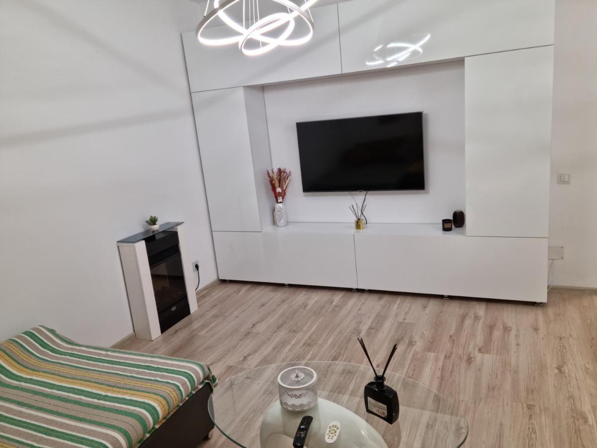 25 Luxury Apartament بوخارست المظهر الخارجي الصورة